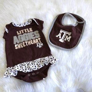 Texas AM A&M Infant Baby GirlOne Piece Romper Bib